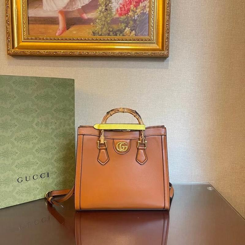 Gucci Handbags 28